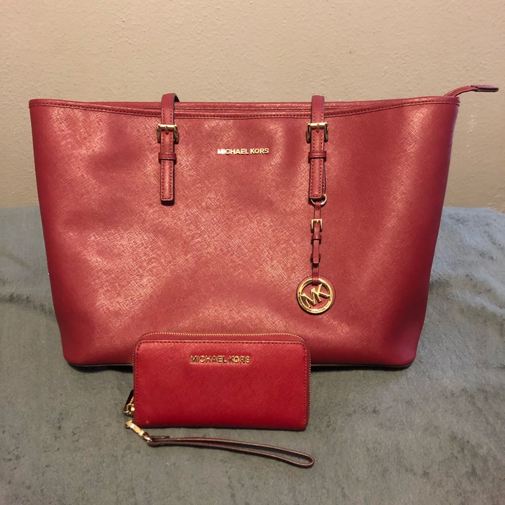 **SOLD** Michael Kors Purse & Wallet